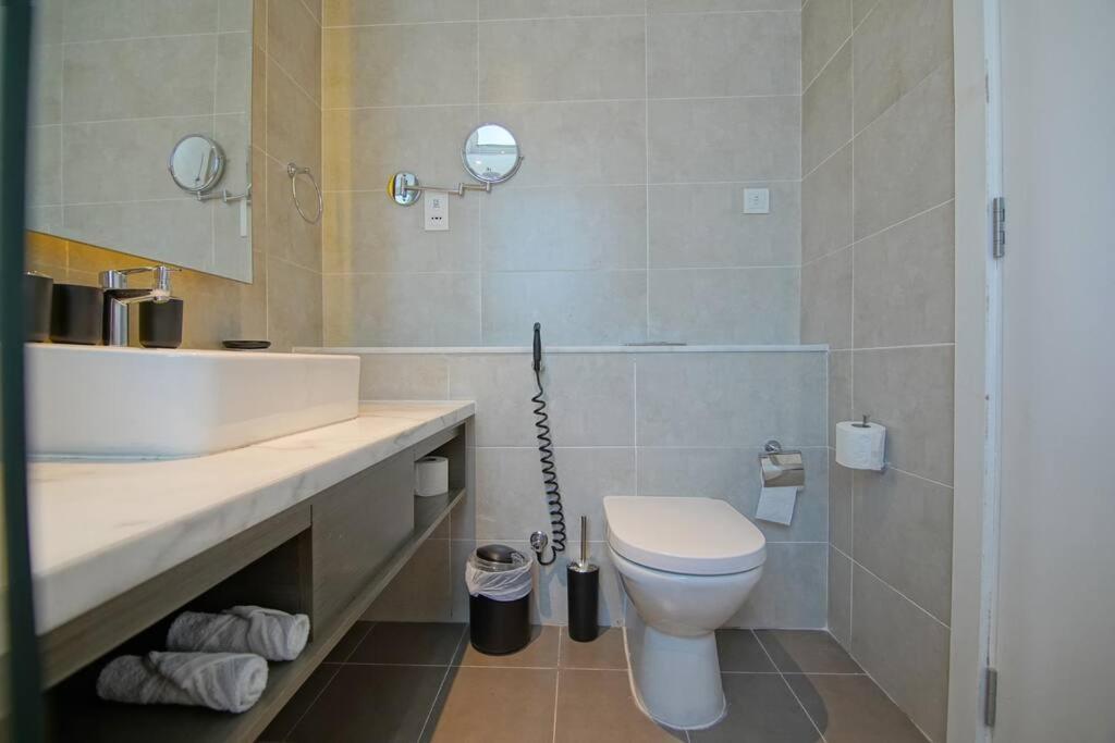 Luxury Hotel Apartment With A Canal View ดูไบ ภายนอก รูปภาพ