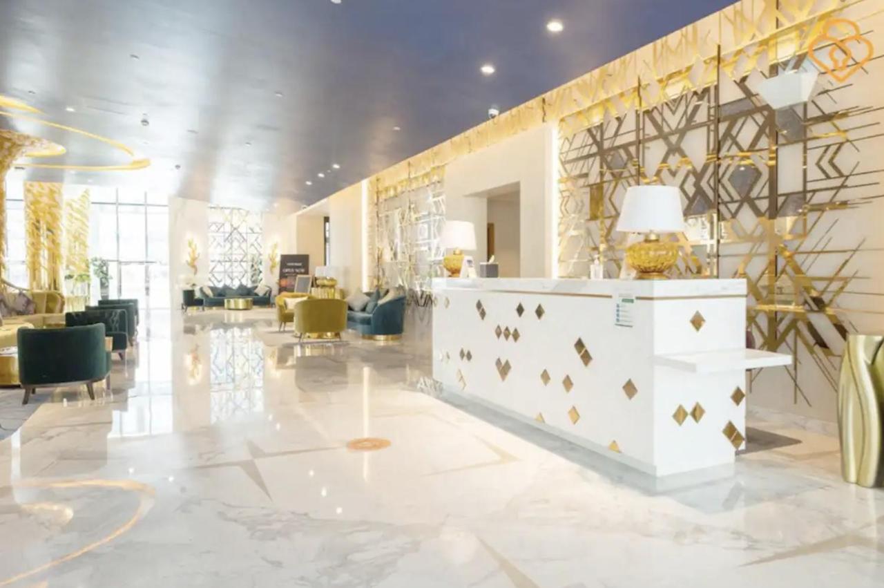 Luxury Hotel Apartment With A Canal View ดูไบ ภายนอก รูปภาพ